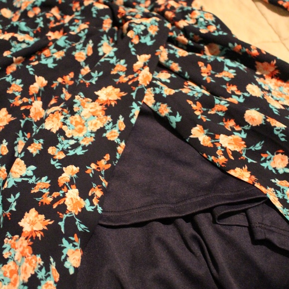 WAYF Nordstrom Floral Faux Wrap Dress - Picture 4 of 8